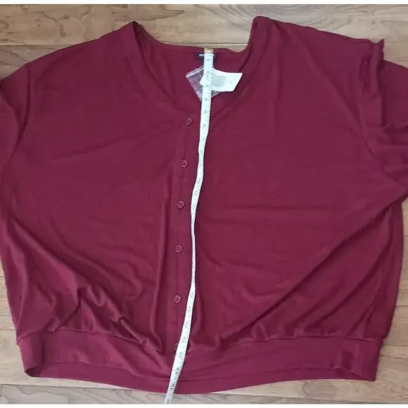 Torrid Textured Jersey V-Neck Button Down Dolman Crop Top Women's Size 3 NWT! - Picture 9 of 9